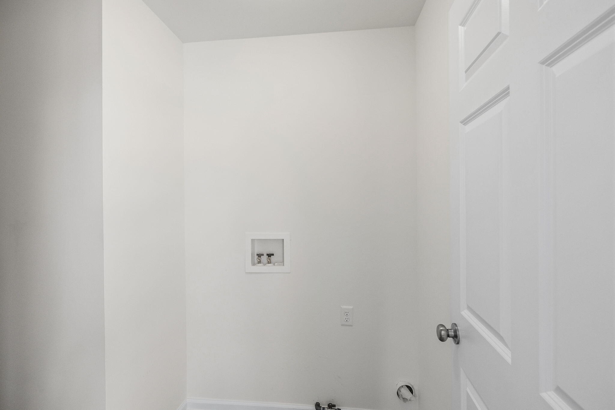 522 Oxford Road Kingsford Heights, IN 46346 - Photo 15 of 21 2048x1365