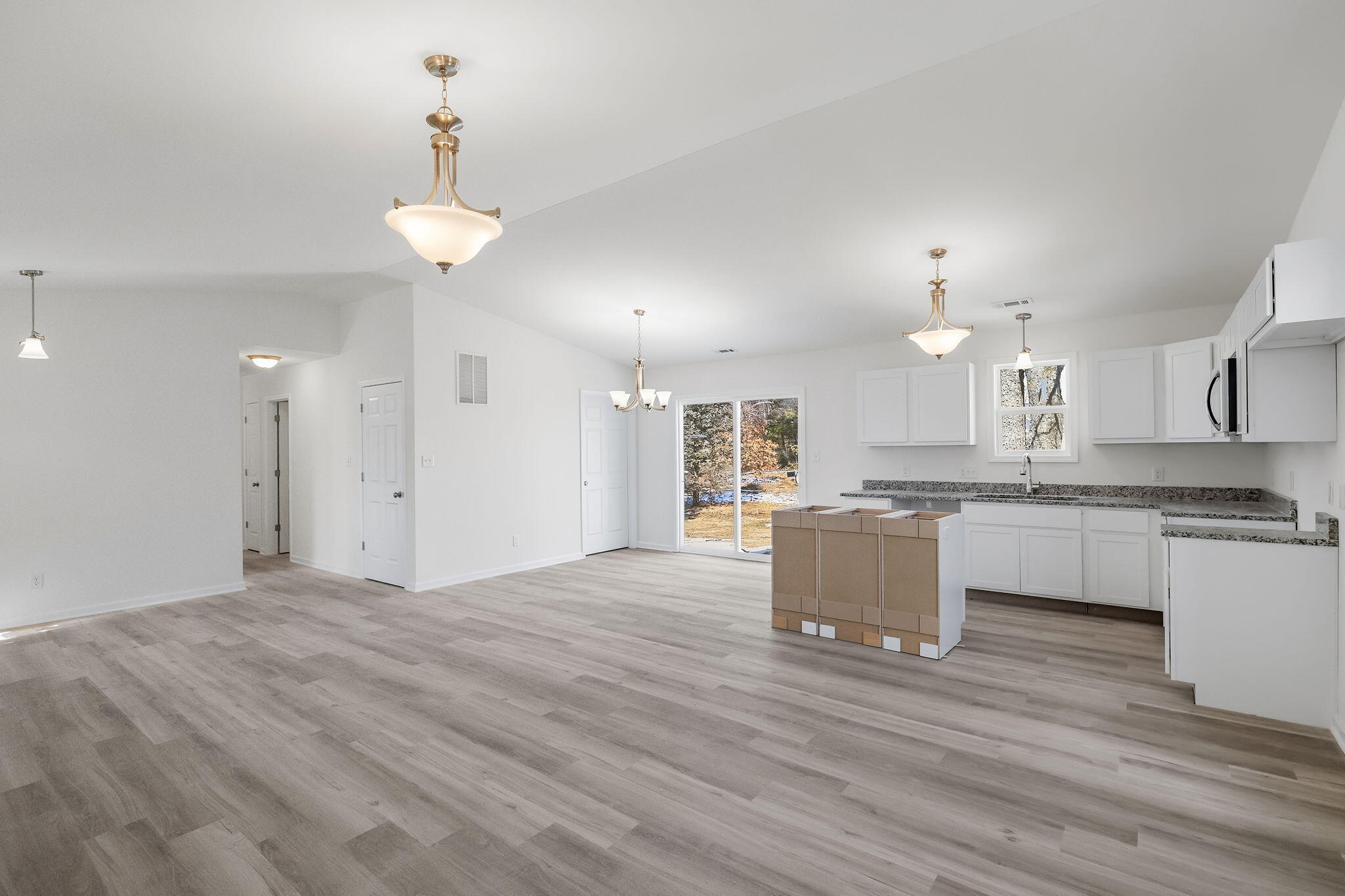 522 Oxford Road Kingsford Heights, IN 46346 - Photo 10 of 21 2048x1365