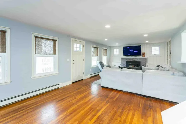 $419,000 | 49 Jaffrey Road, Peterborough, NH 03458