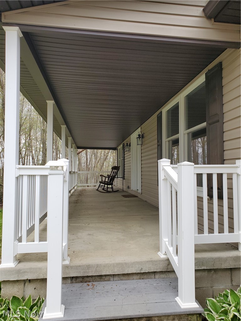 10380 Pifer Road Wadsworth, OH 44281 - Photo 6 of 34 Gallery Image 6