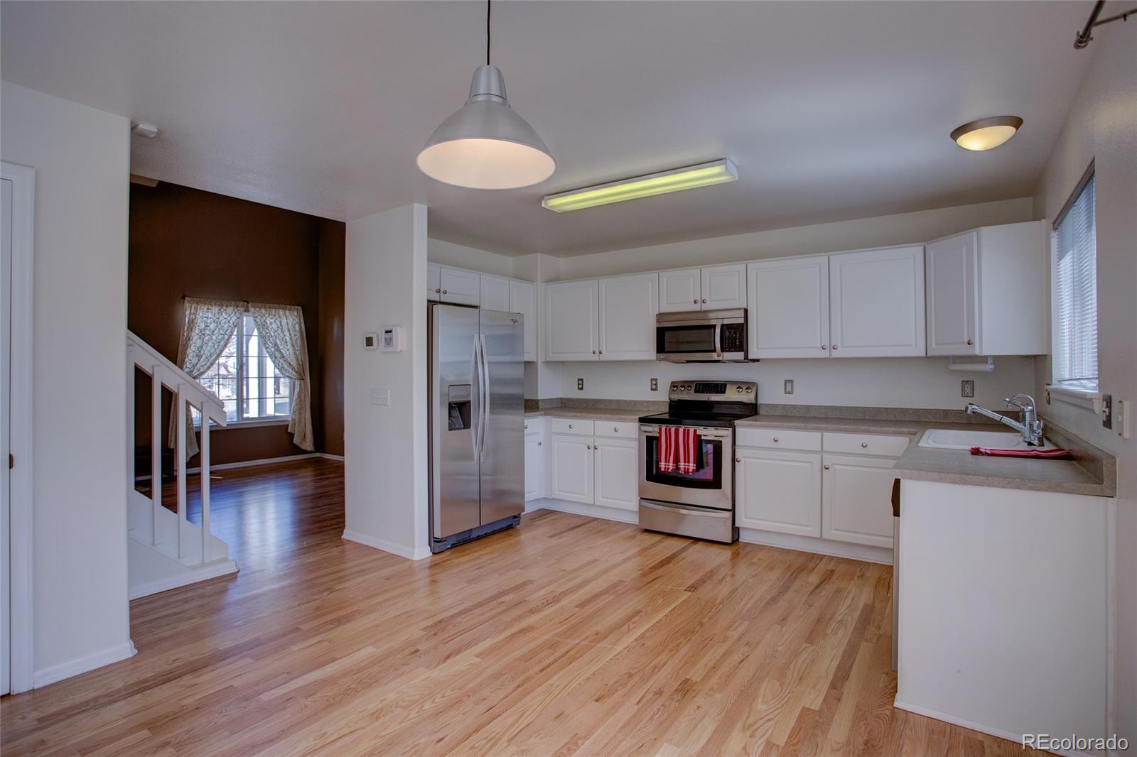 2702 High Cliffe Place Highlands Ranch, CO 80129 - Photo 8 of 27 Gallery Image 8
