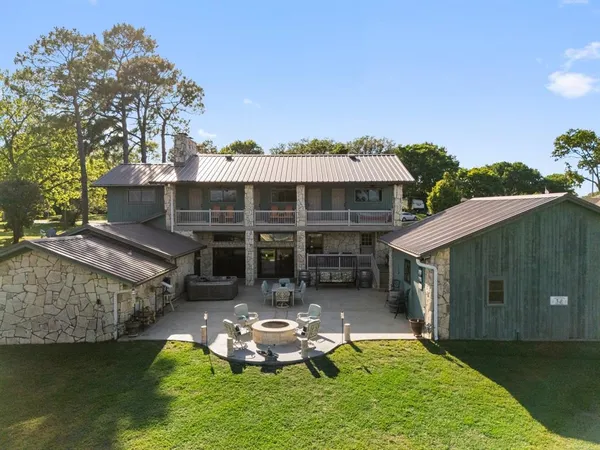 $999,000 | 1035 Harbor Drive, Kemp, TX 75143