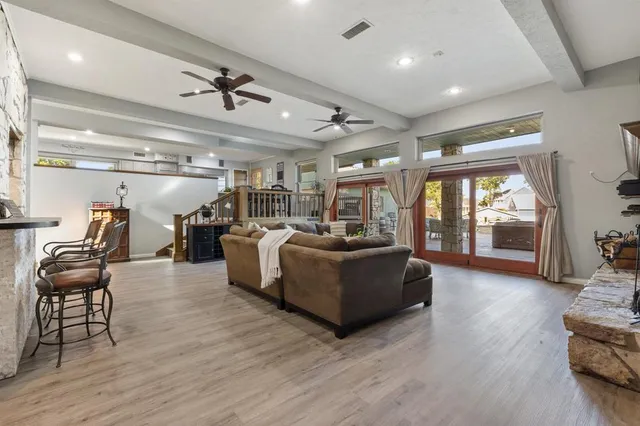 $1,100,000 | 1035 Harbor Drive, Kemp, TX 75143