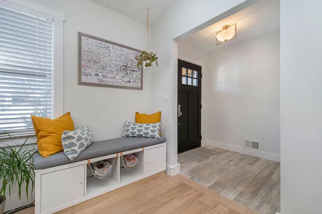 $2,500 | 1825 Northbrook Drive, Ann Arbor, MI 48103