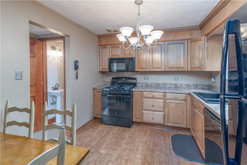 74 West Bruceton Road Pittsburgh, PA 15236 - Photo 12 of 25 Gallery Image 12