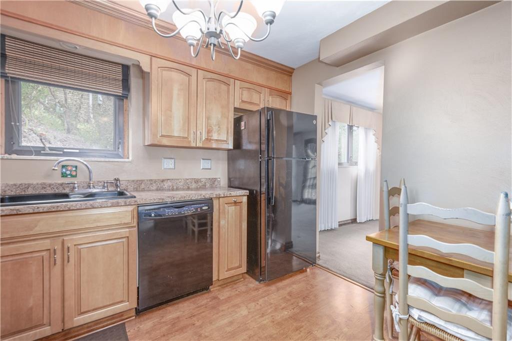 74 West Bruceton Road Pittsburgh, PA 15236 - Photo 13 of 25 Gallery Image 13