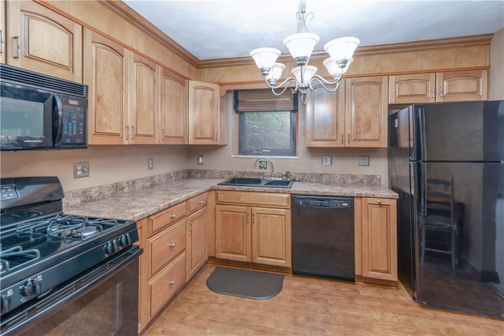 74 West Bruceton Road Pittsburgh, PA 15236 - Photo 14 of 25 Gallery Image 14