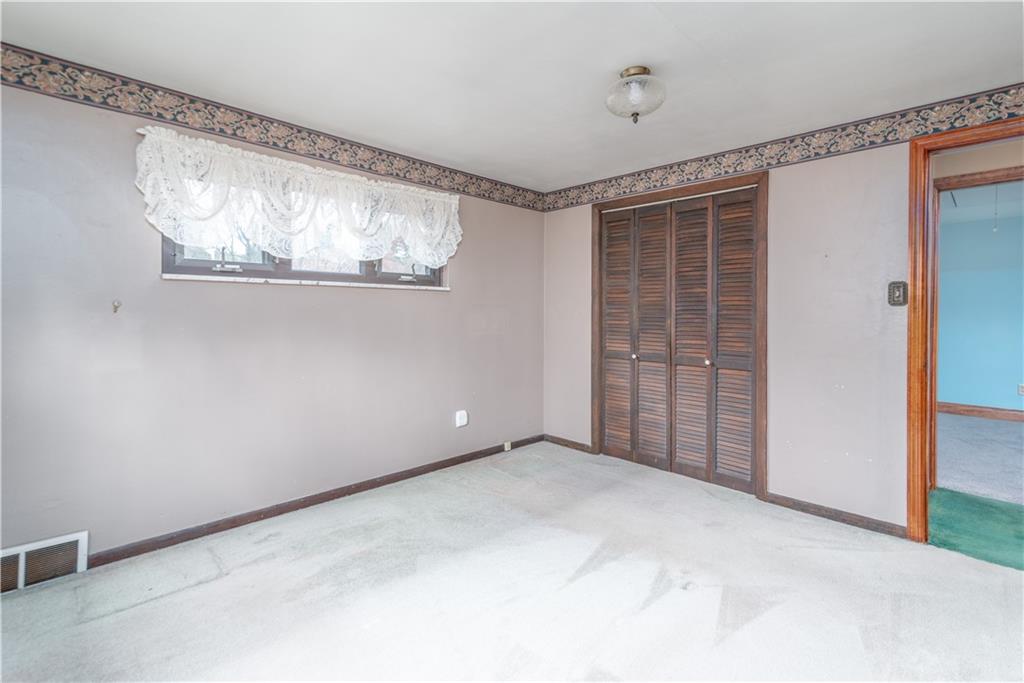 74 West Bruceton Road Pittsburgh, PA 15236 - Photo 15 of 25 Gallery Image 15