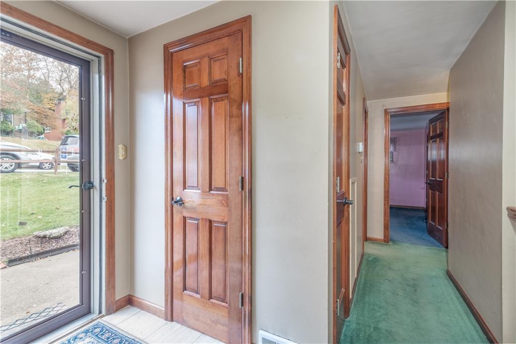 74 West Bruceton Road Pittsburgh, PA 15236 - Photo 3 of 25 Gallery Image 3