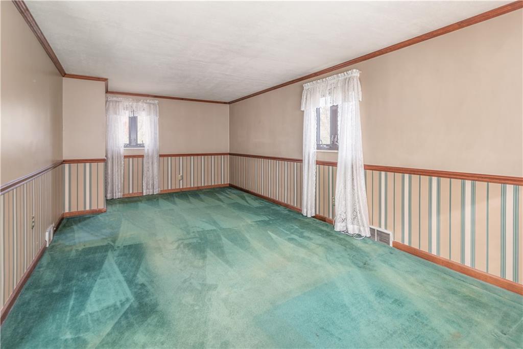 74 West Bruceton Road Pittsburgh, PA 15236 - Photo 4 of 25 Gallery Image 4