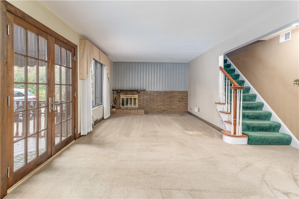 74 West Bruceton Road Pittsburgh, PA 15236 - Photo 7 of 25 Gallery Image 7