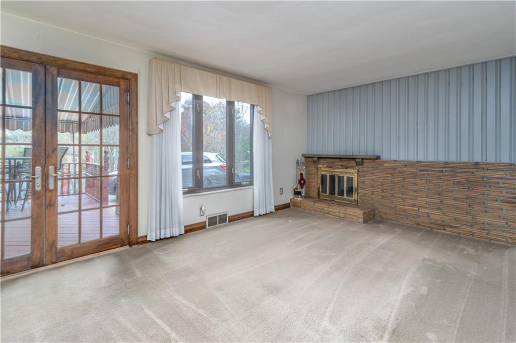 74 West Bruceton Road Pittsburgh, PA 15236 - Photo 8 of 25 Gallery Image 8
