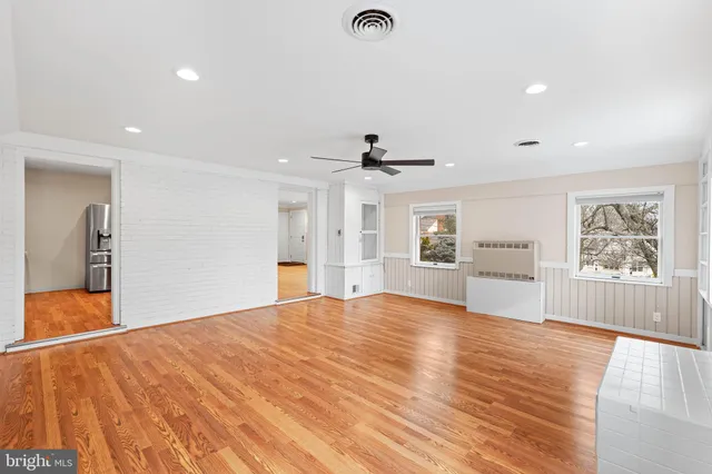 $695,000 | 1600 Oaklawn Court, Silver Spring, MD 20903