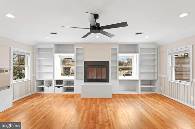 $695,000 | 1600 Oaklawn Court, Silver Spring, MD 20903