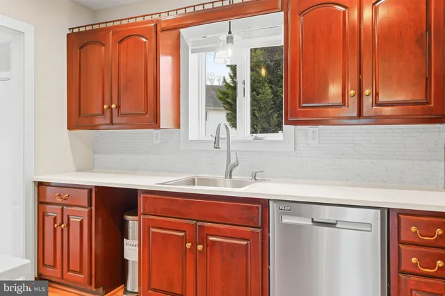 $695,000 | 1600 Oaklawn Court, Silver Spring, MD 20903