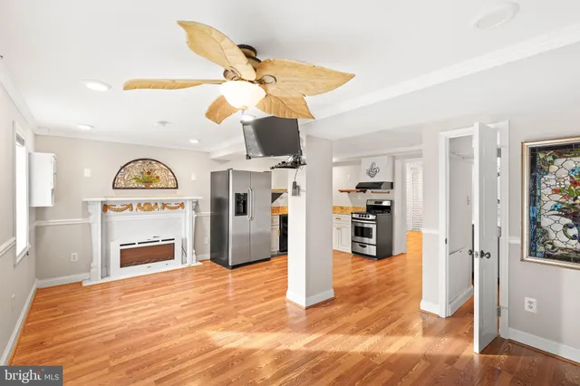 $695,000 | 1600 Oaklawn Court, Silver Spring, MD 20903