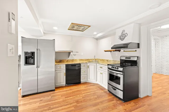 $695,000 | 1600 Oaklawn Court, Silver Spring, MD 20903