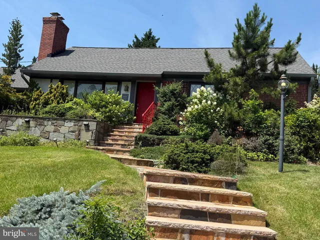 $695,000 | 1600 Oaklawn Court, Silver Spring, MD 20903