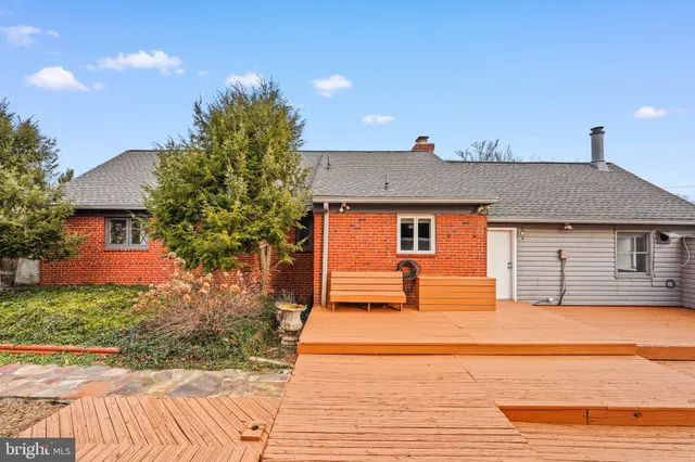 $695,000 | 1600 Oaklawn Court, Silver Spring, MD 20903