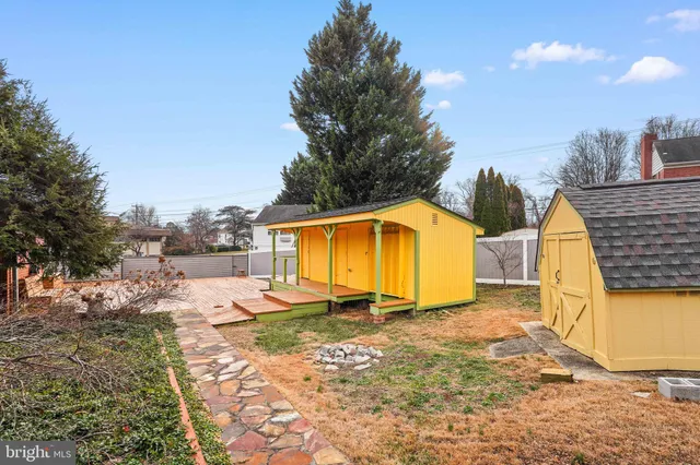 $695,000 | 1600 Oaklawn Court, Silver Spring, MD 20903