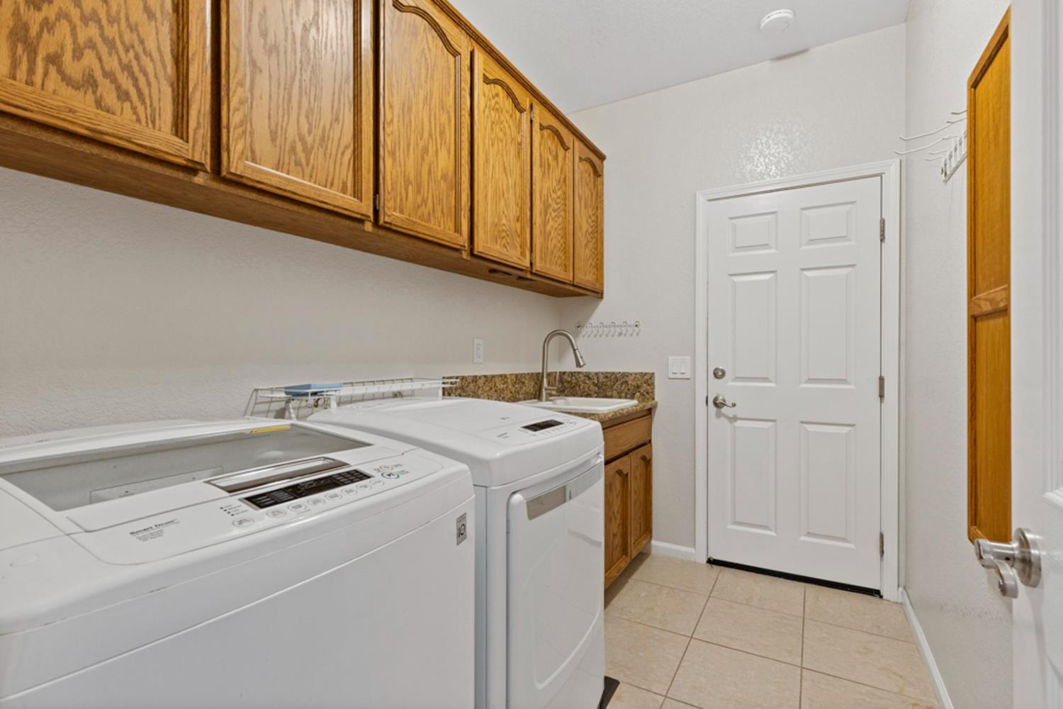 8522 Kenneth Ridge Court Fair Oaks, CA 95628 - Photo 38 of 46 Gallery Image 38