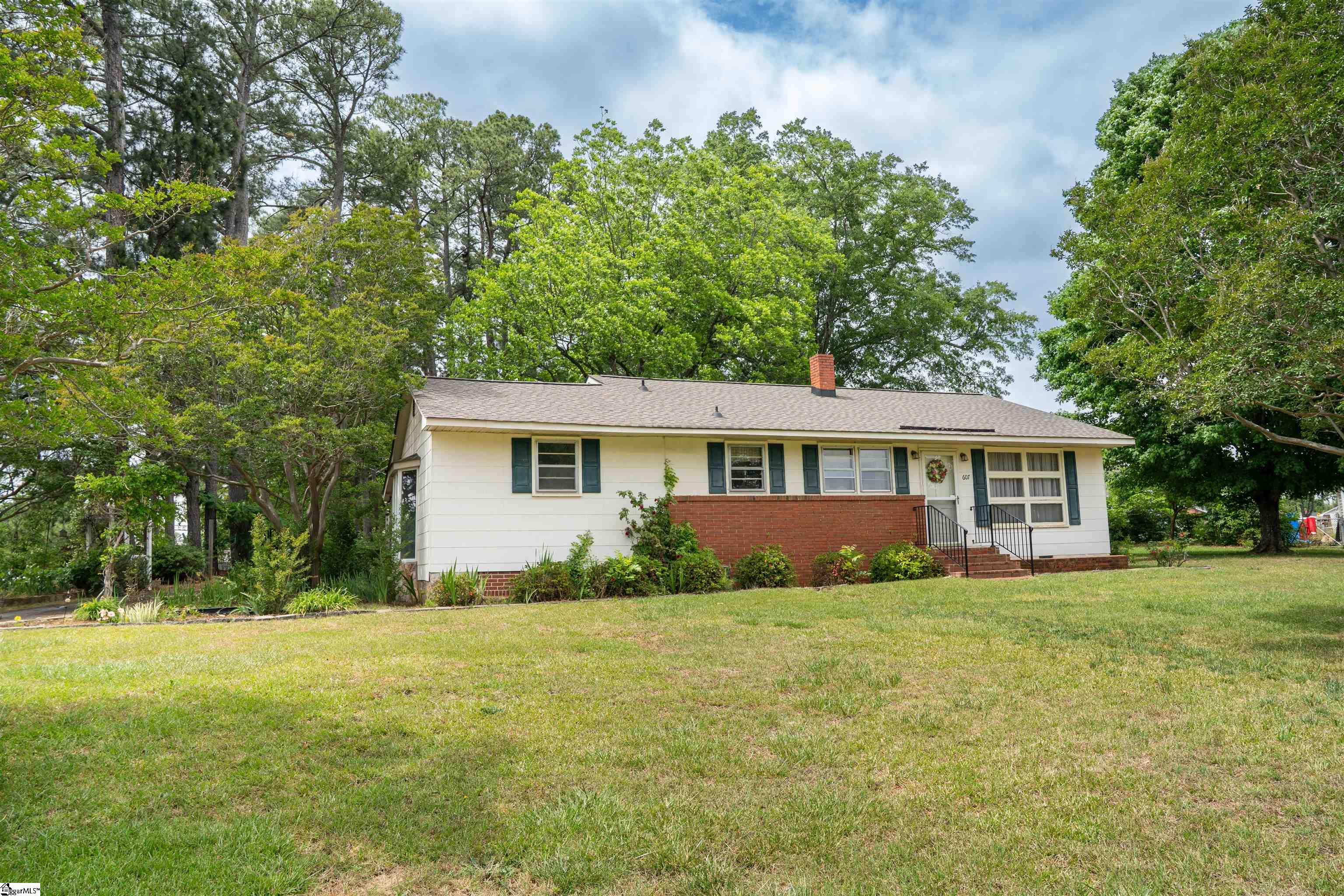 607 State Rd S-42-2204 Boiling Springs, SC 29316 - Photo 27 of 42