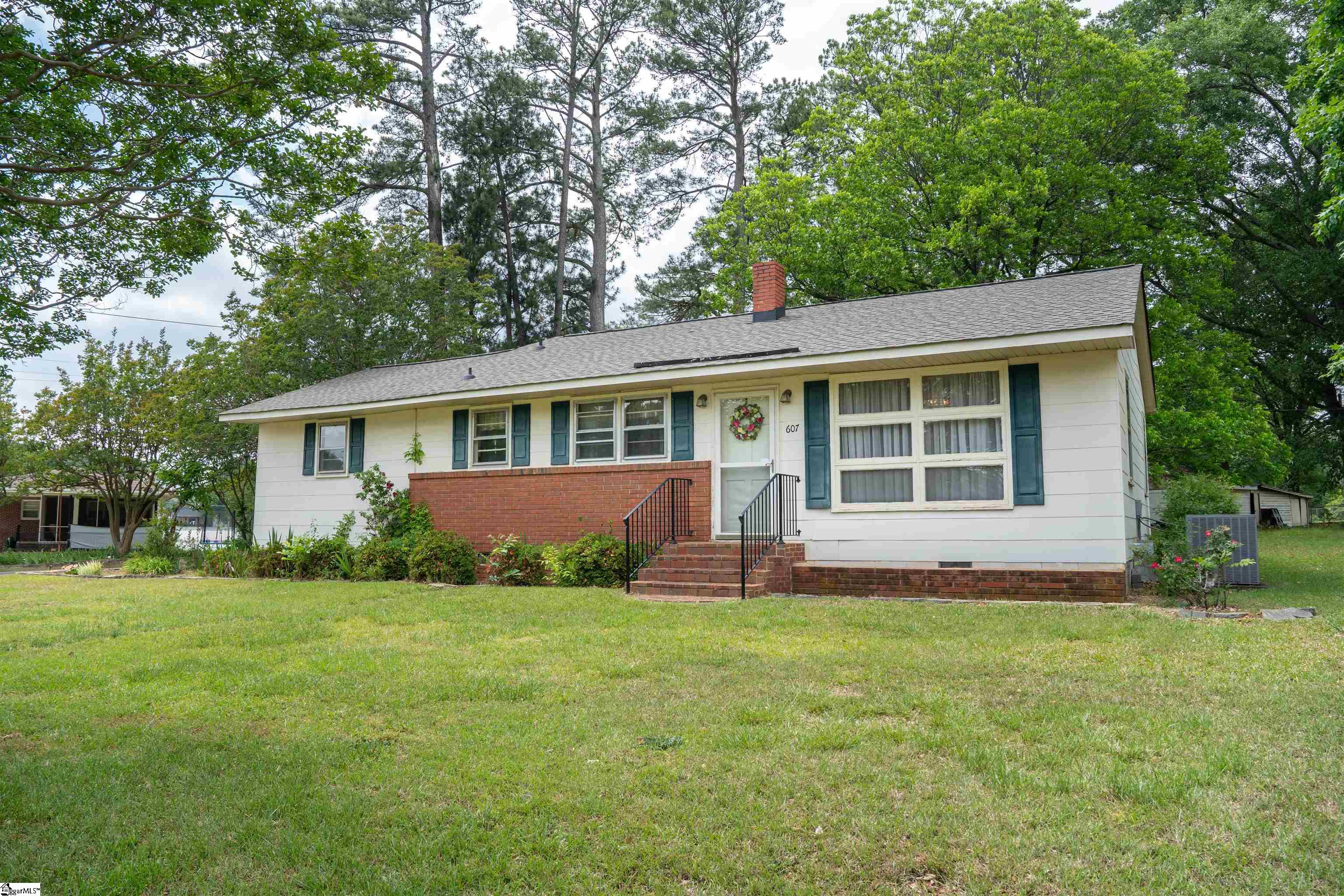 607 State Rd S-42-2204 Boiling Springs, SC 29316 - Photo 28 of 42