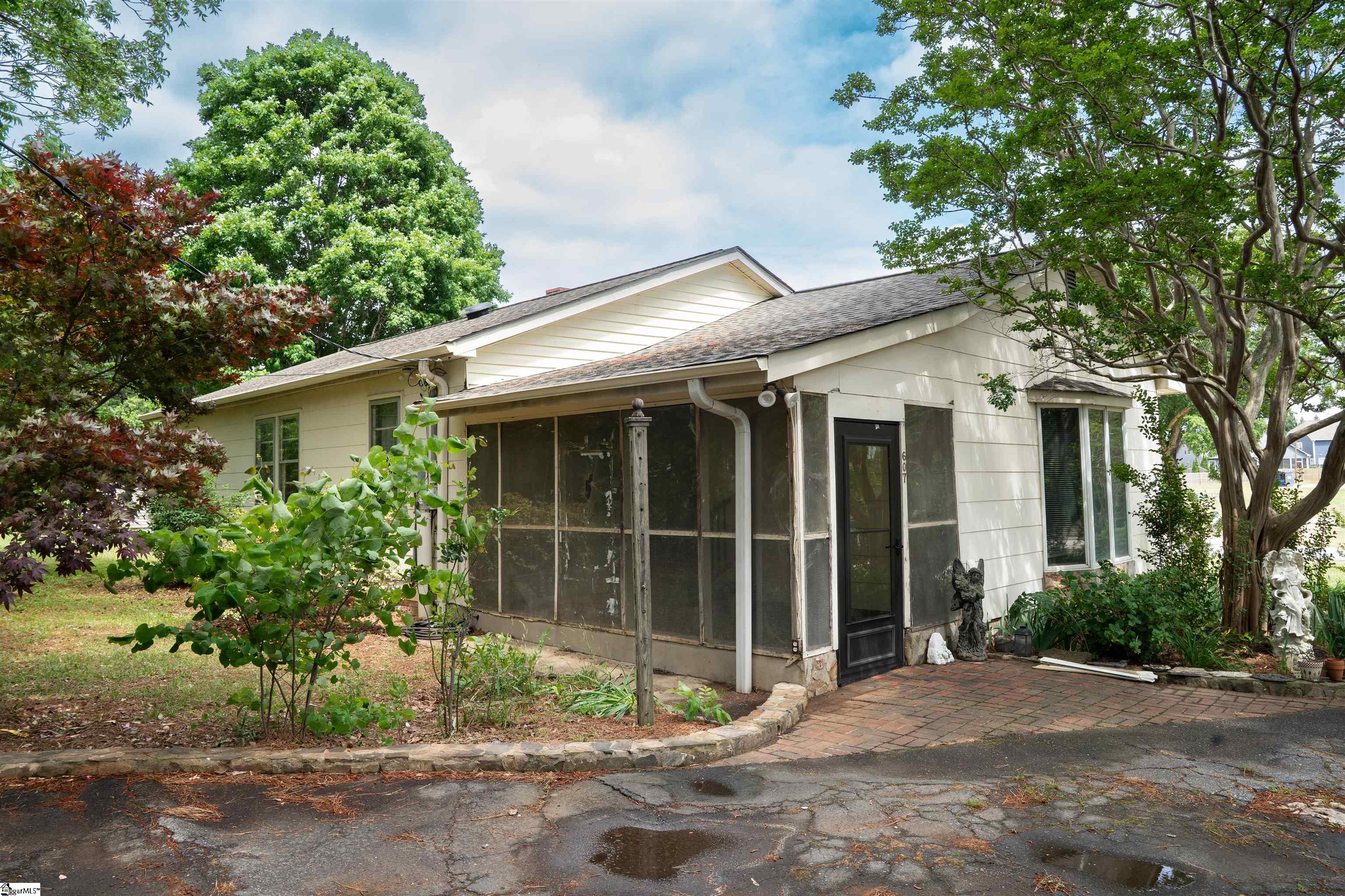 607 State Rd S-42-2204 Boiling Springs, SC 29316 - Photo 31 of 42