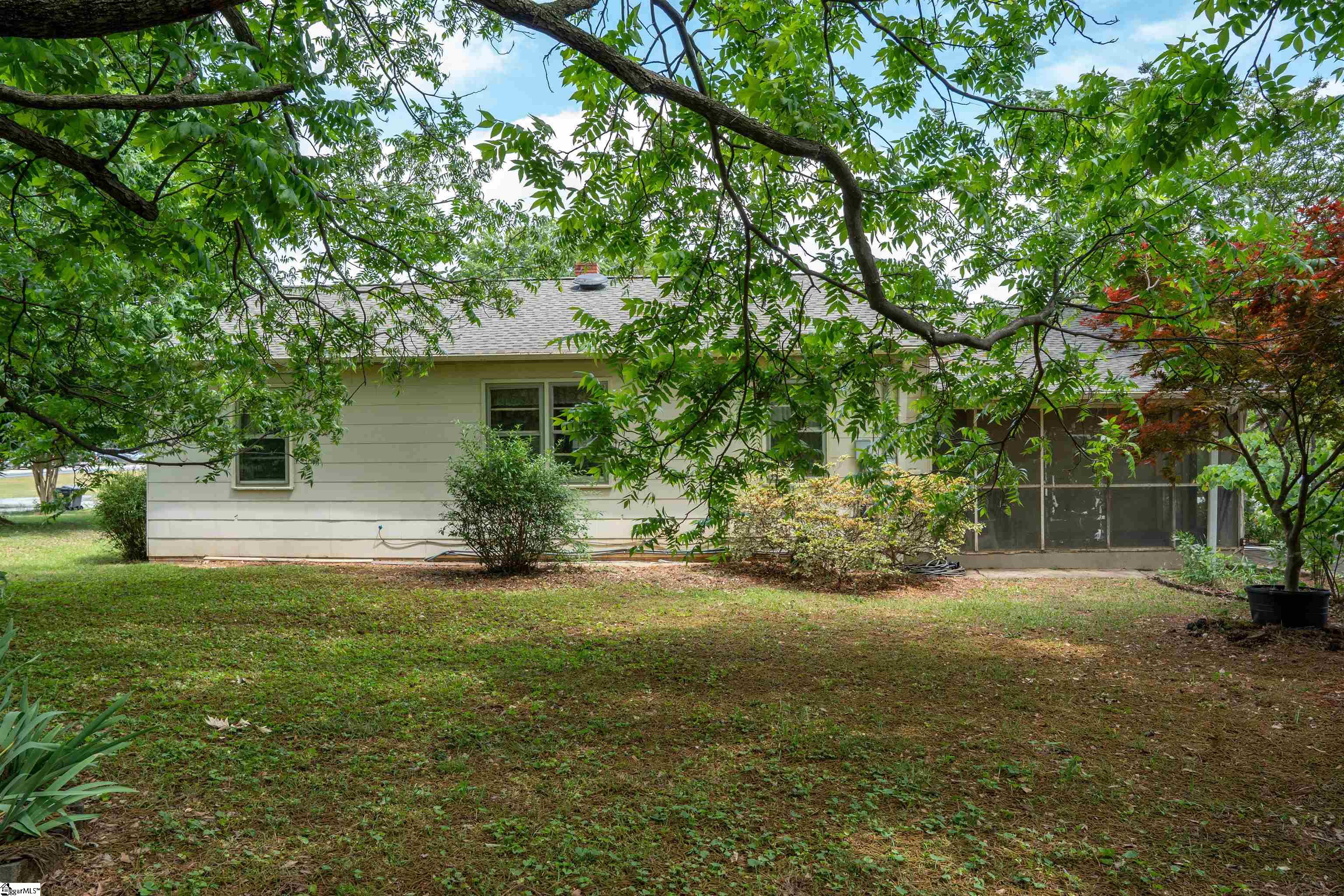 607 State Rd S-42-2204 Boiling Springs, SC 29316 - Photo 32 of 42
