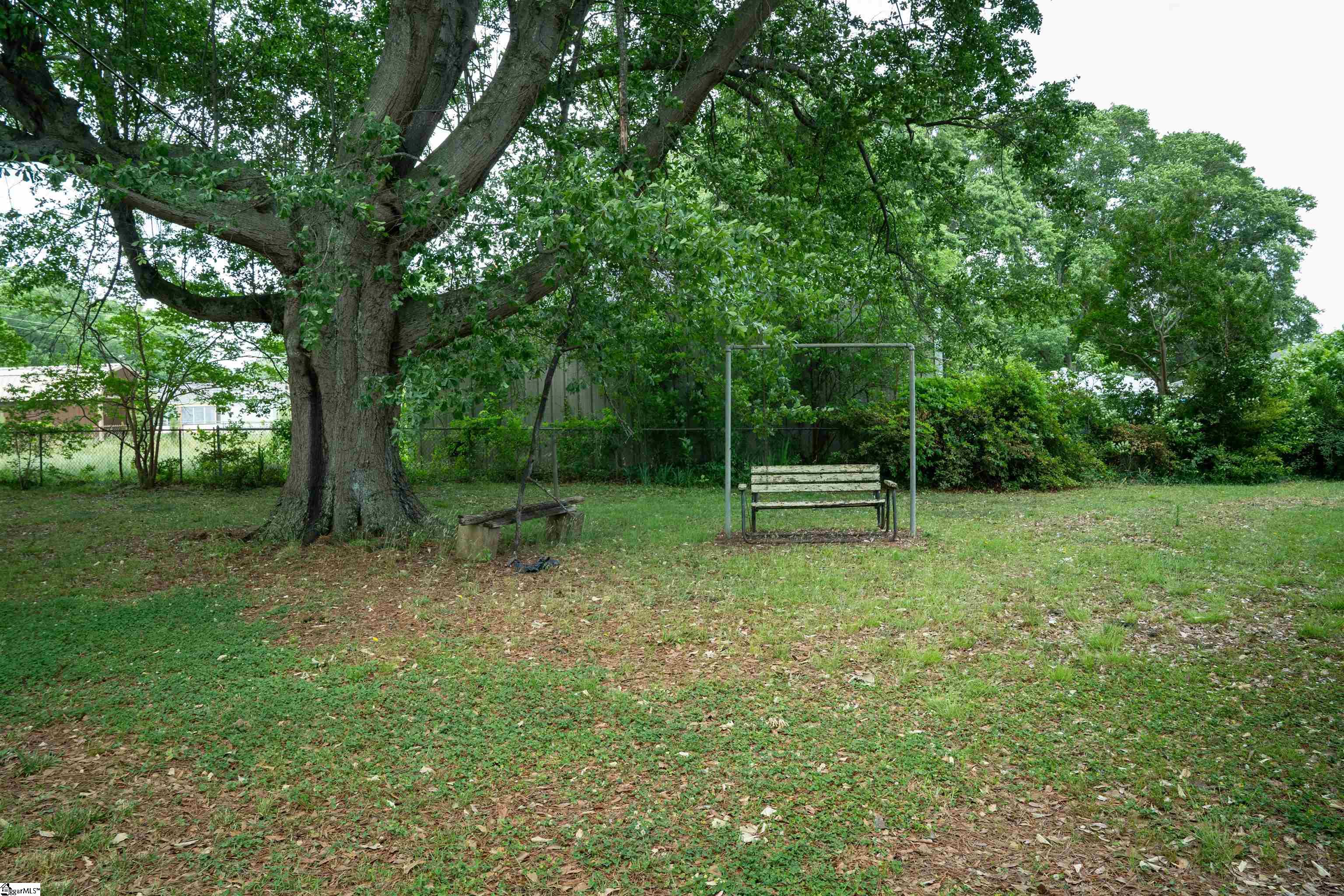607 State Rd S-42-2204 Boiling Springs, SC 29316 - Photo 34 of 42