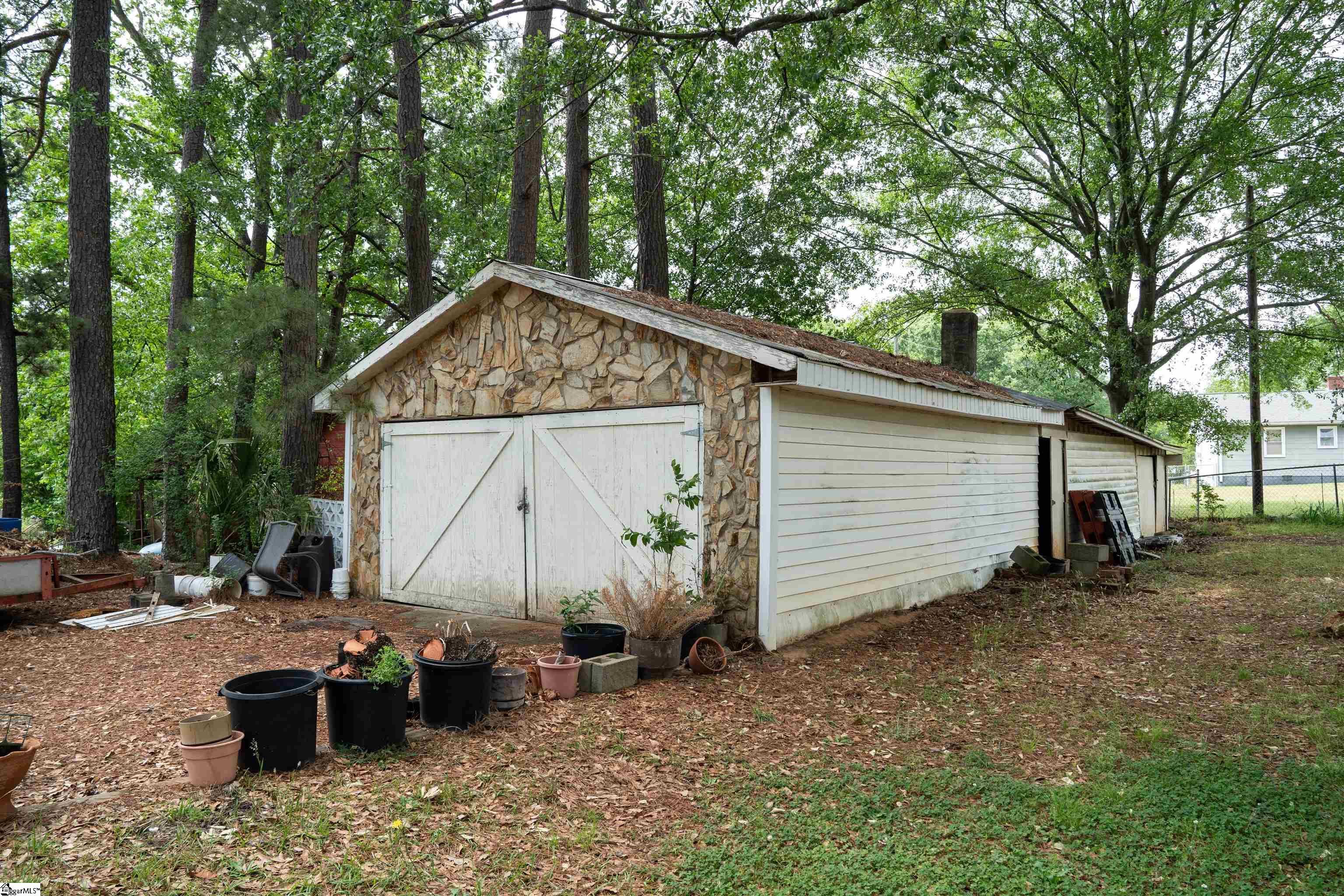 607 State Rd S-42-2204 Boiling Springs, SC 29316 - Photo 38 of 42