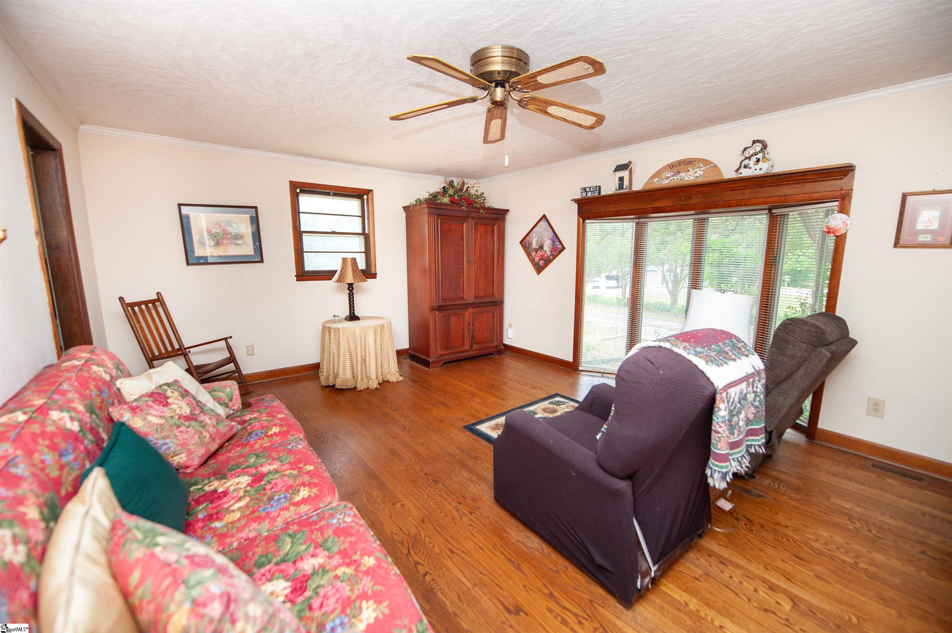 607 State Rd S-42-2204 Boiling Springs, SC 29316 - Photo 4 of 42