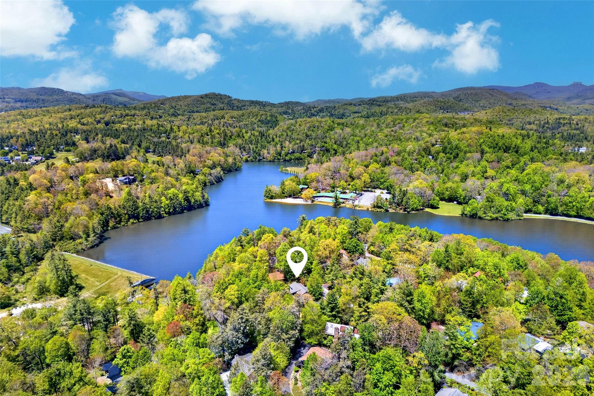 334 Harbor Lake Road Newland, NC 28657 - Photo 41 of 48 a view of a city