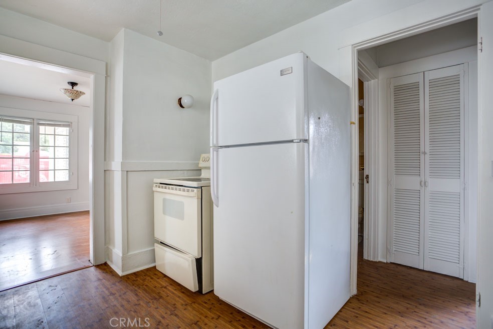 17 Eloise Avenue Pasadena, CA 91107 - Photo 16 of 32