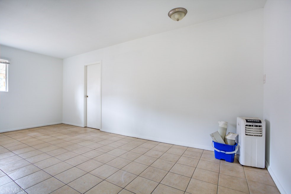 17 Eloise Avenue Pasadena, CA 91107 - Photo 23 of 32