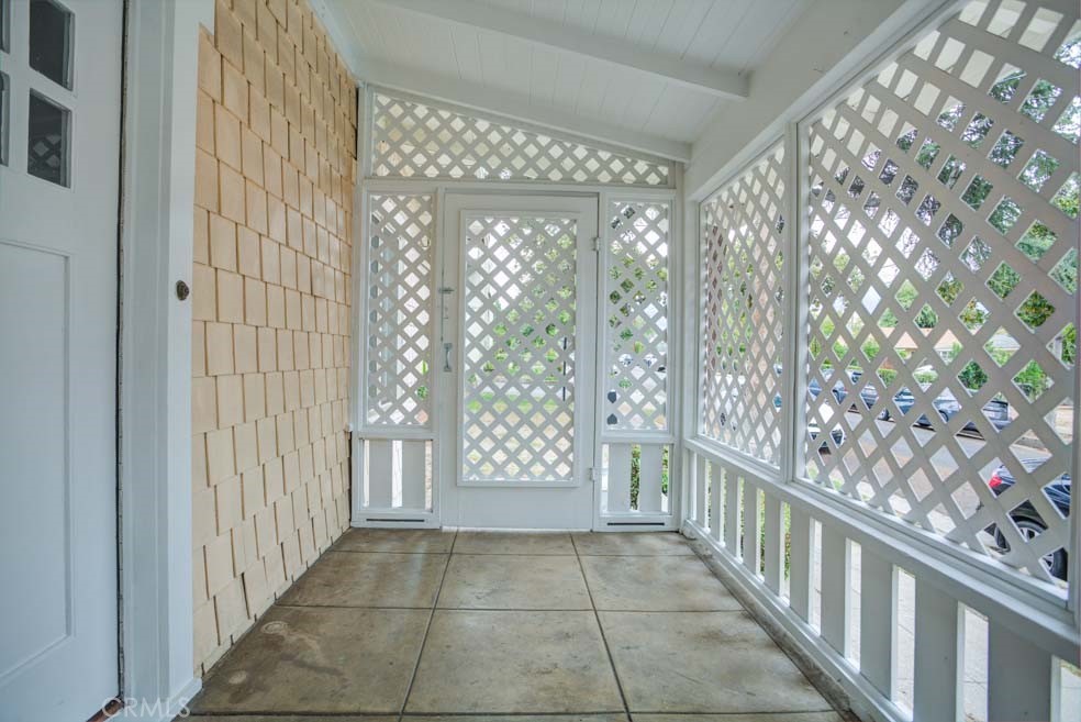 17 Eloise Avenue Pasadena, CA 91107 - Photo 3 of 32