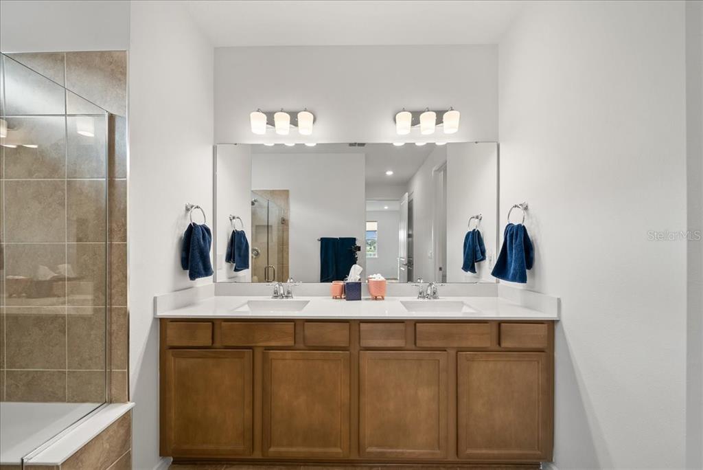 9434 Ballaster Pointe Loop Palmetto, FL 34221 - Photo 35 of 66