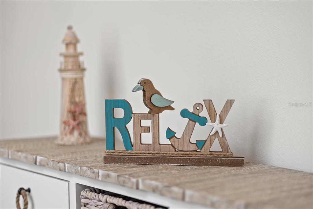 9434 Ballaster Pointe Loop Palmetto, FL 34221 - Photo 7 of 66