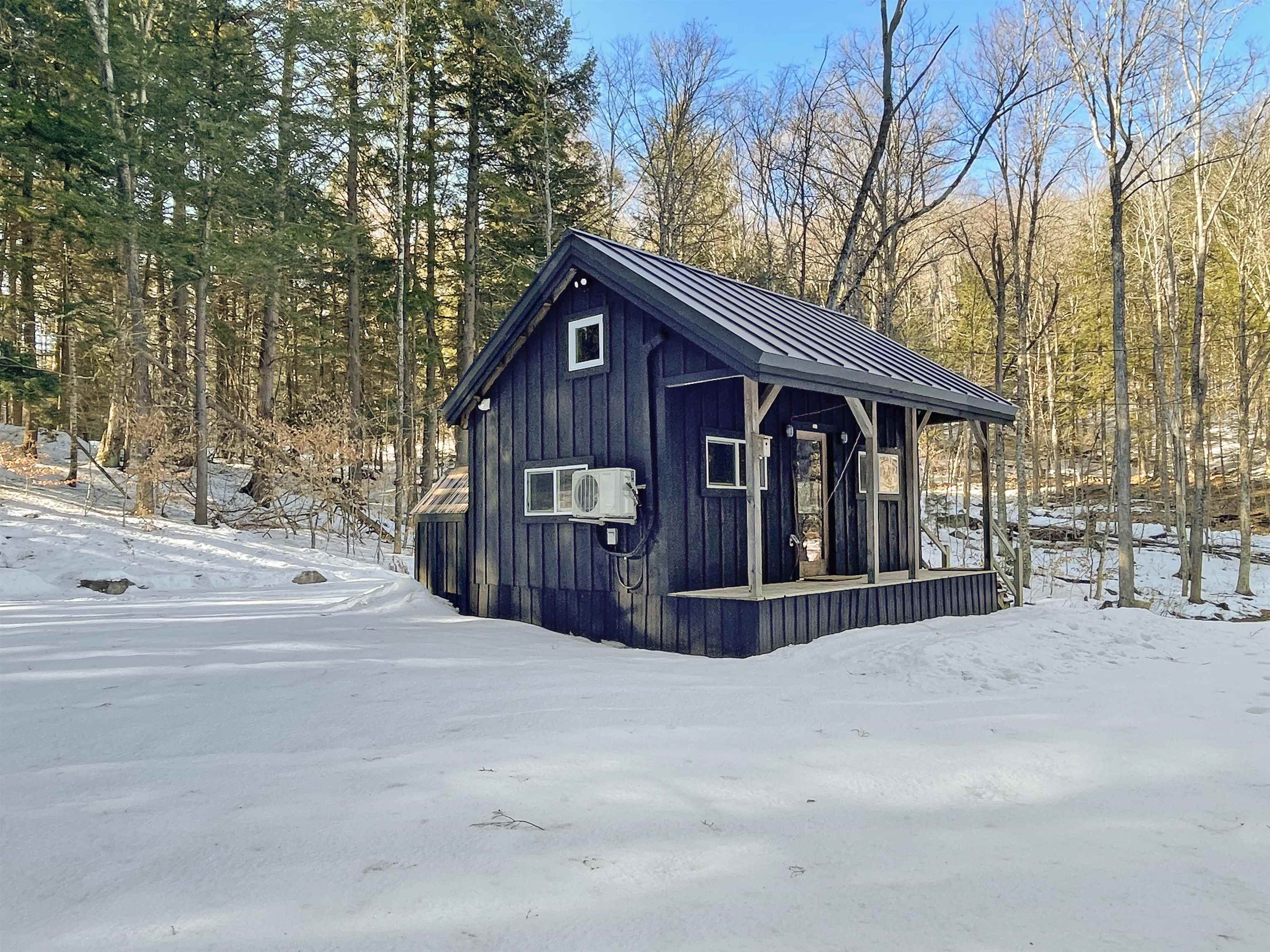 1406 Cole Pond Road Jamaica, VT 05343 - Photo 17 of 21 Gallery Image 17