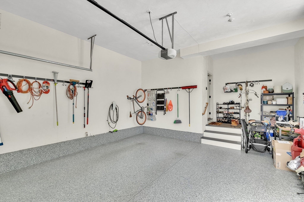 32 Lantern Lane Wellesley, MA 02481 - Photo 37 of 40