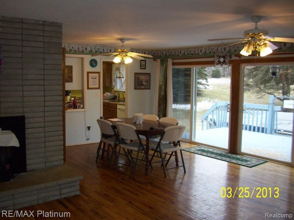 5333 North Burkhart Road Howell, MI 48855 - Photo 3 of 7 DINNING RM