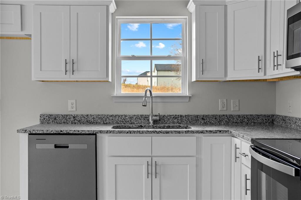 302 Brann Road Browns Summit, NC 27214 - Photo 20 of 46 Gallery Image 20