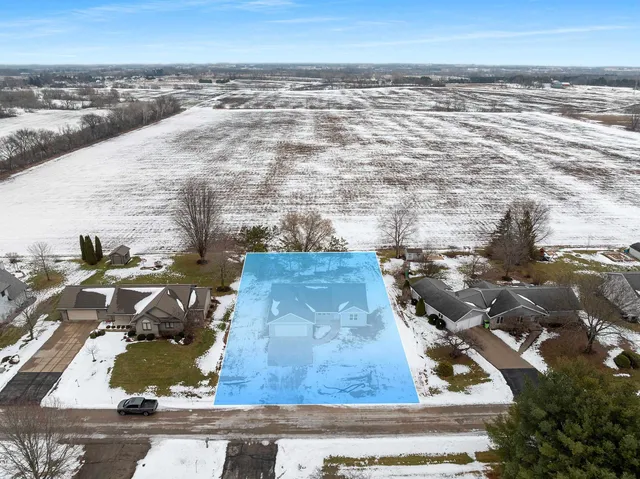 $405,900 | 8350 Pheasant Run Trail, Larsen, WI 54947