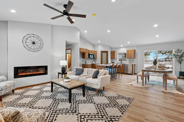 $405,900 | 8350 Pheasant Run Trail, Larsen, WI 54947