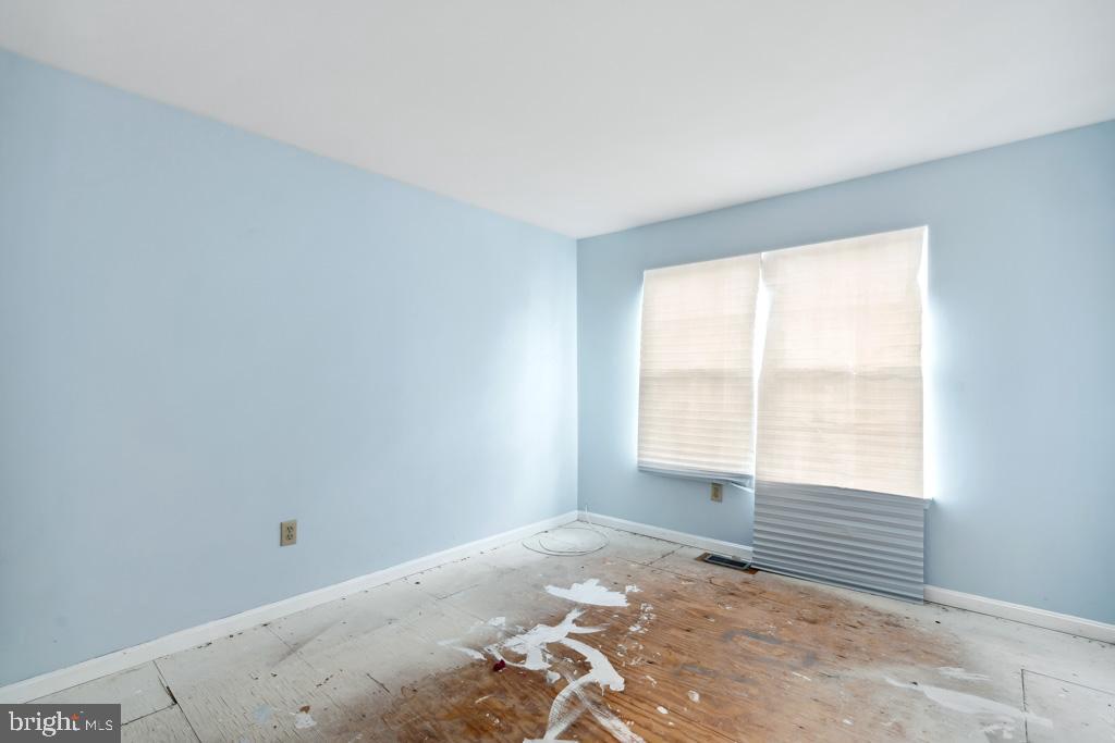 5235 Lightfoot Path Columbia, MD 21044 - Photo 19 of 32 a view of a room with a window