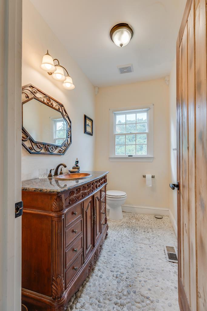 19094 Cleveland Road Abingdon, VA 24211 - Photo 15 of 56 Gallery Image 15
