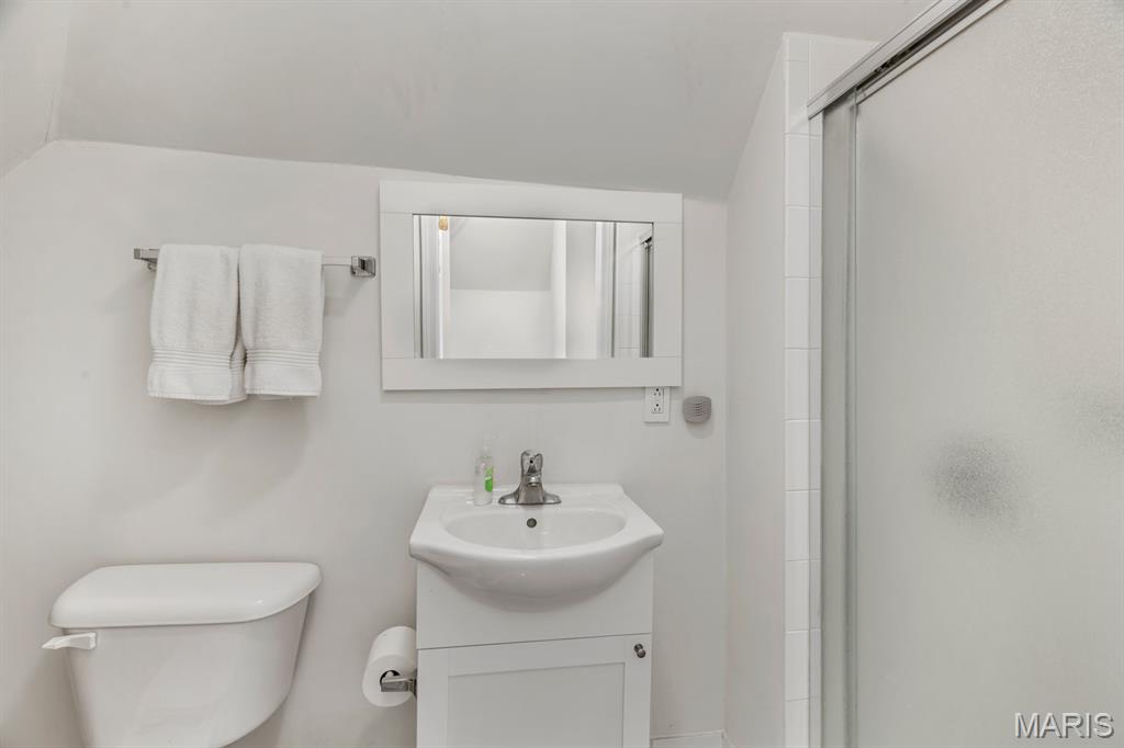 422 Adams Street Ferguson, MO 63135 - Photo 21 of 28