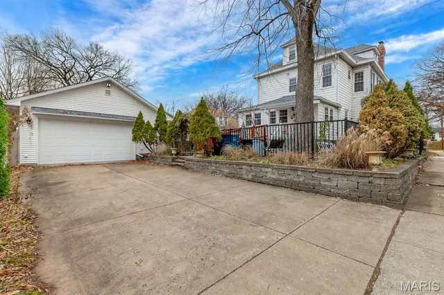 $335,000 | 422 Adams Street, Ferguson, MO 63135