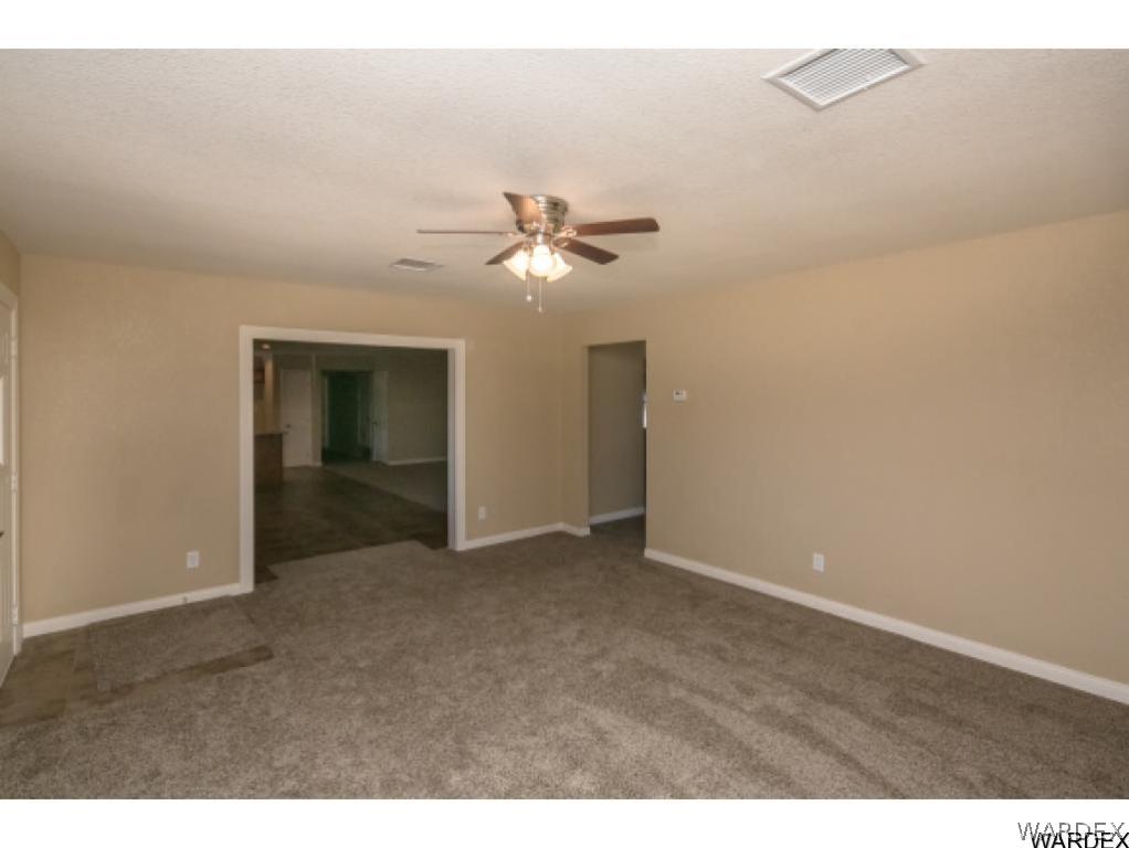 4145 North Stardust Road Kingman, AZ 86409 - Photo 4 of 32 Gallery Image 4