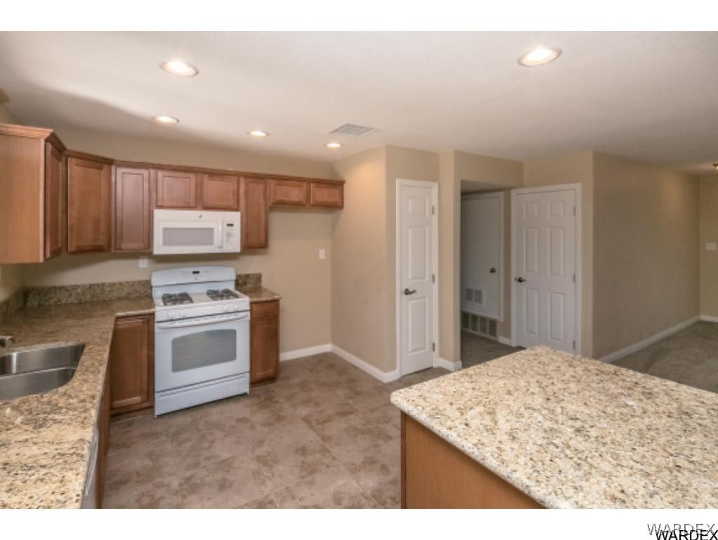 4145 North Stardust Road Kingman, AZ 86409 - Photo 8 of 32 Gallery Image 8